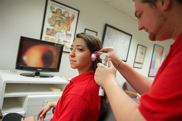 Department of Speech and Hearing Sciences clinics allow for opportunity to students and outside community 